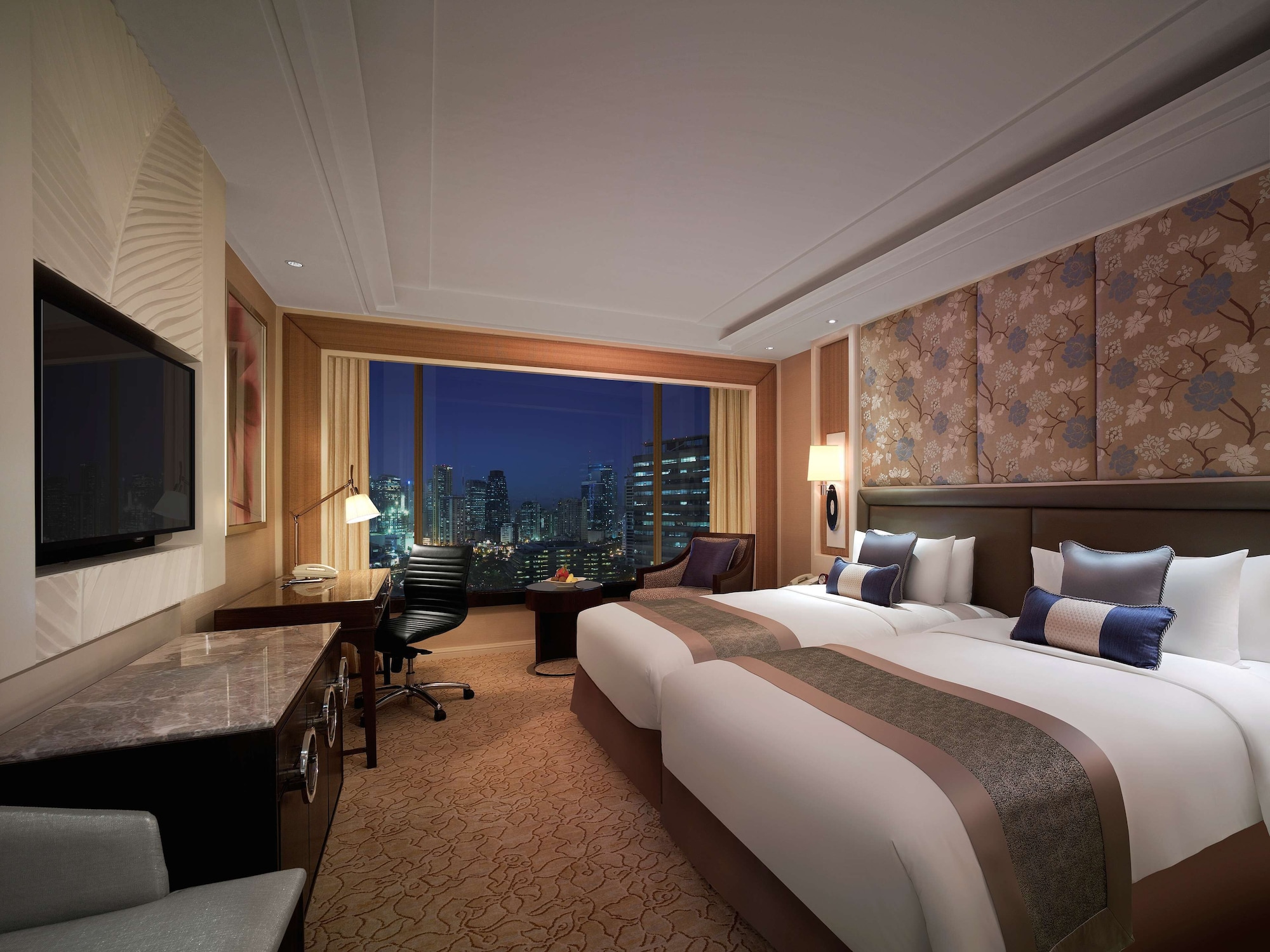 DELUXE, TWIN BEDS, TOWER WING