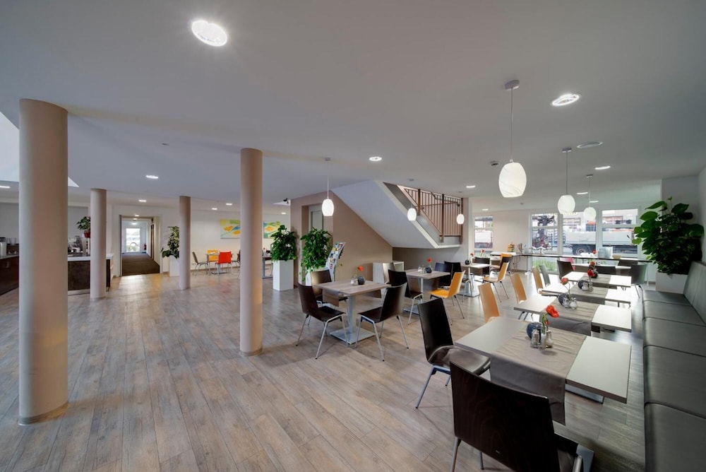 Euro Hotel Friedberg 33/40