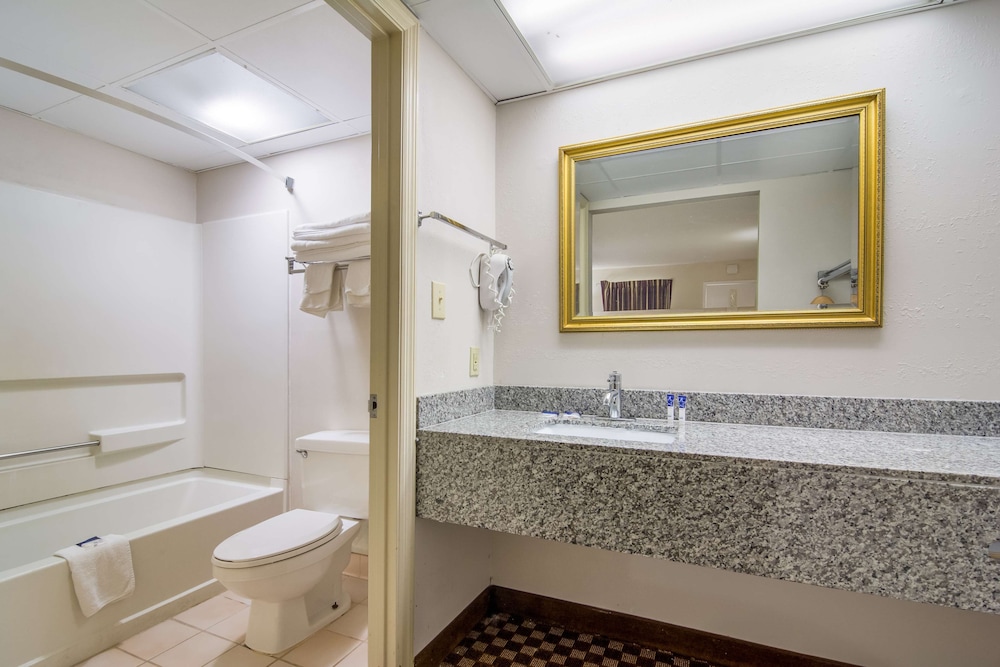 غرفة بسريرين كوين، Americas Best Value Inn Wadesboro 4/4