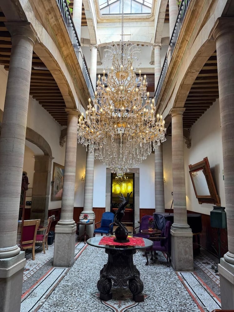 Hotel Luna 33/50