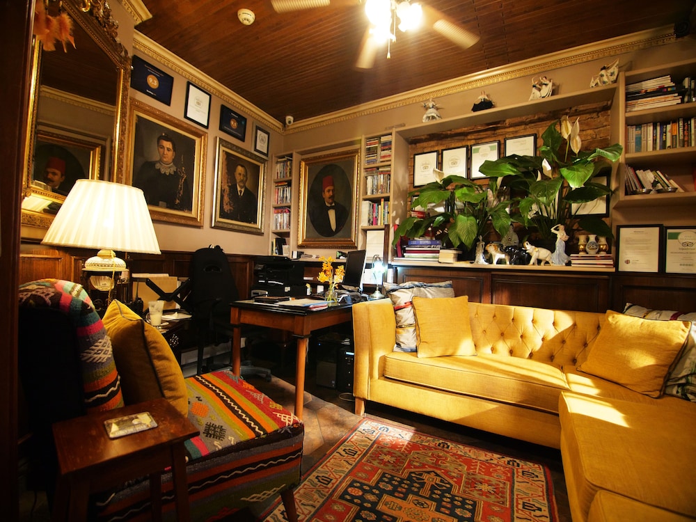 Faik Pasha Hotels 52/76