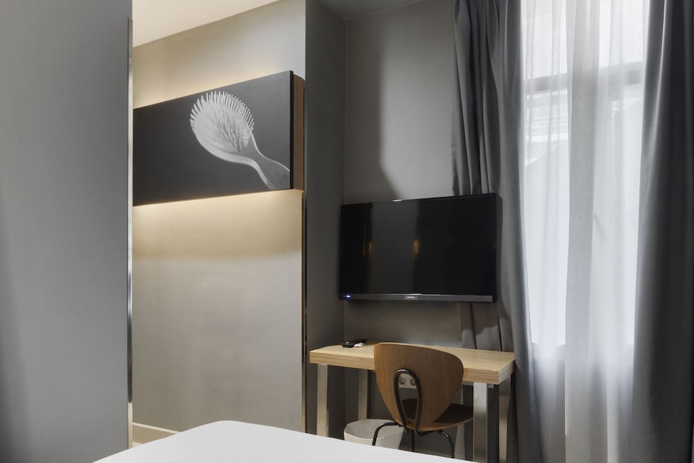 Petit Palace Alcala Torre Hotel 33/55