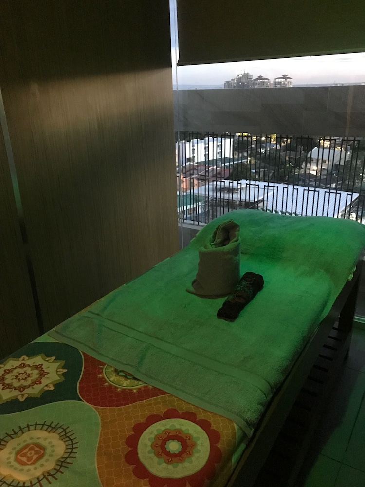 Cebu R Hotel Mabolo 33/54