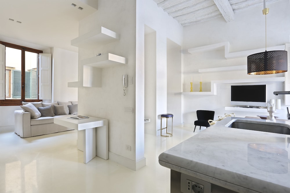 Luxury Apartment in Central Florence 17/50