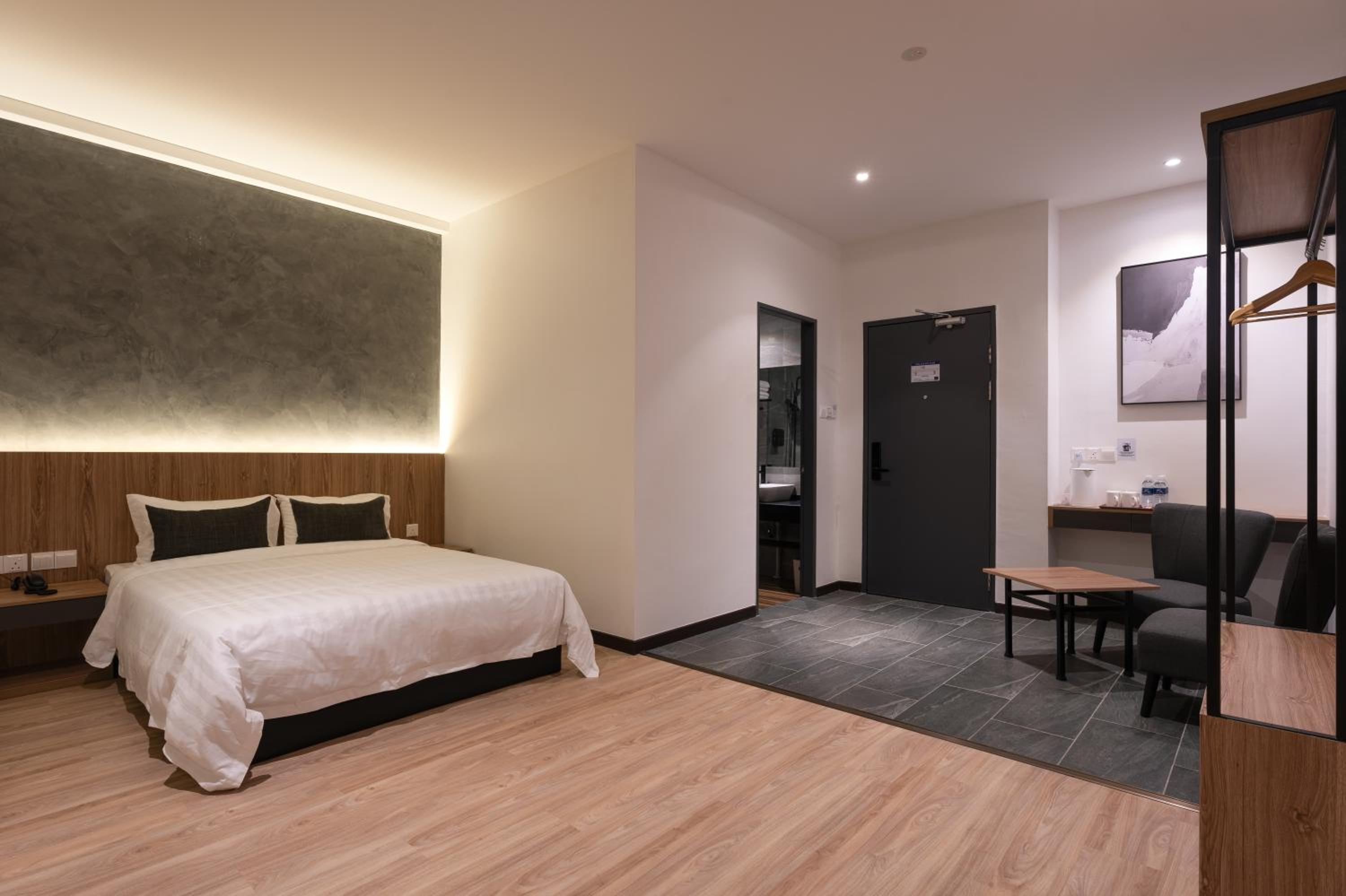 Blu Sentral Hotel 7/19