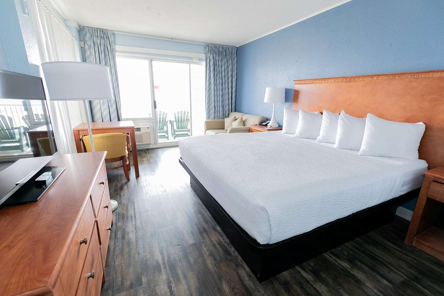 Days Inn by Wyndham Ocean City Oceanfront 6/64