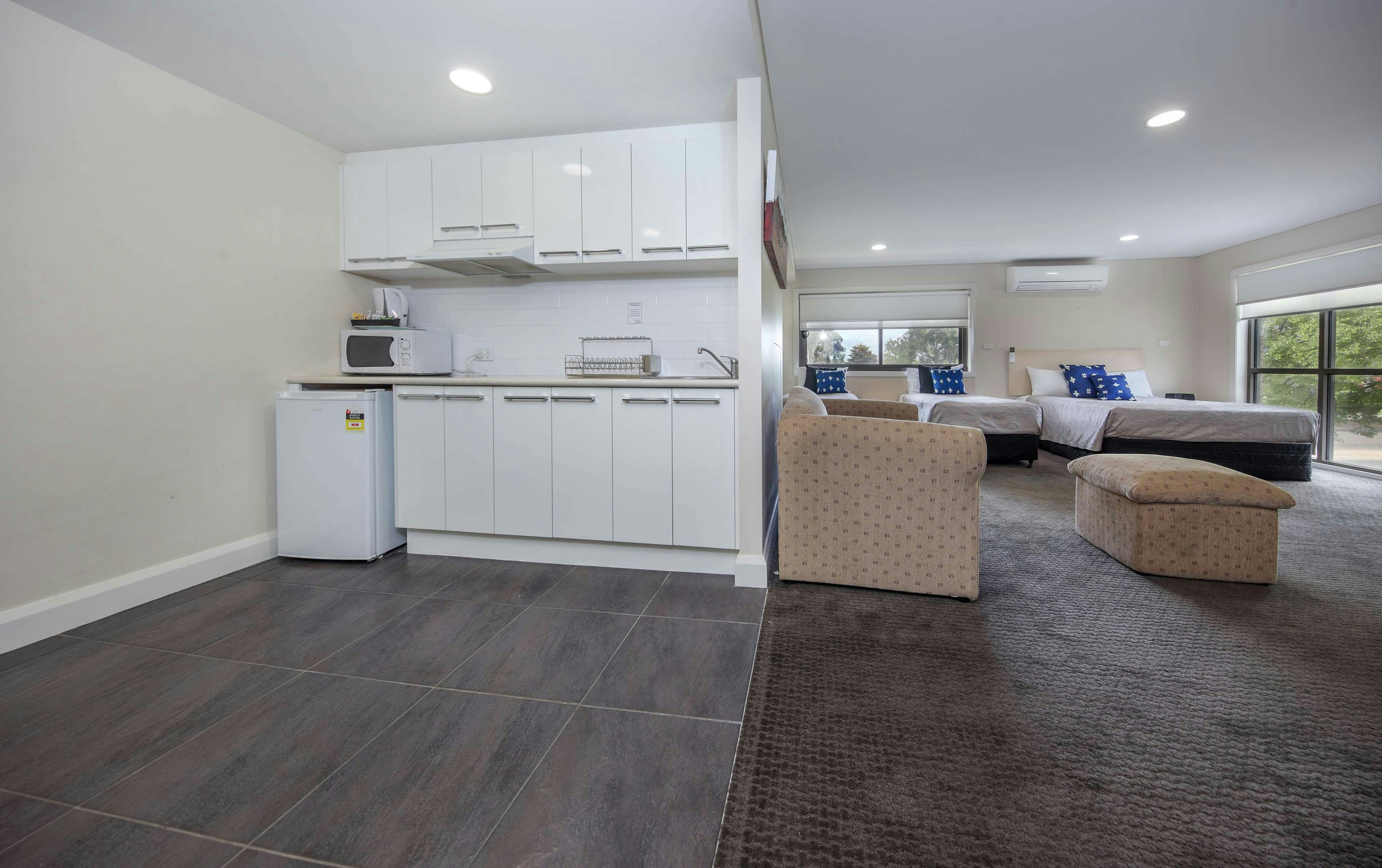 Belconnen Hotel Motel Serviced Apartments 3/48