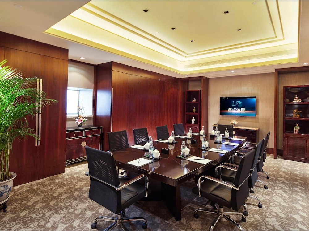 Quanzhou C&D Hotel 65/72