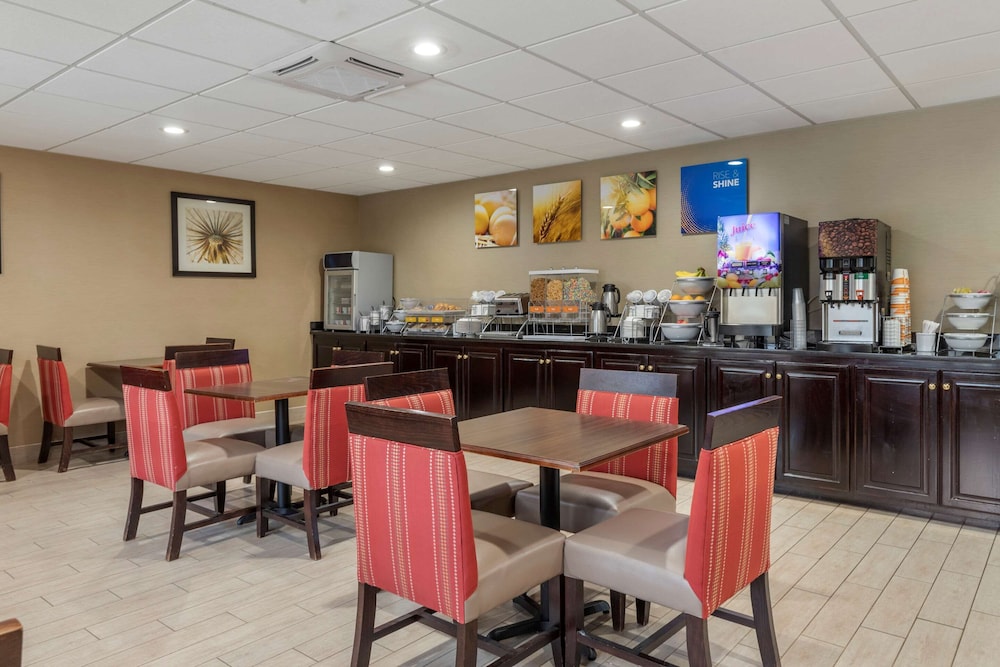 Comfort Inn and Suites Mocksville I-40 32/41