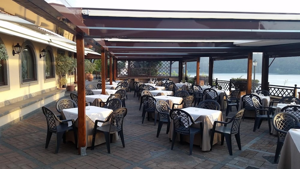Hotel Villa Degli Angeli 36/57