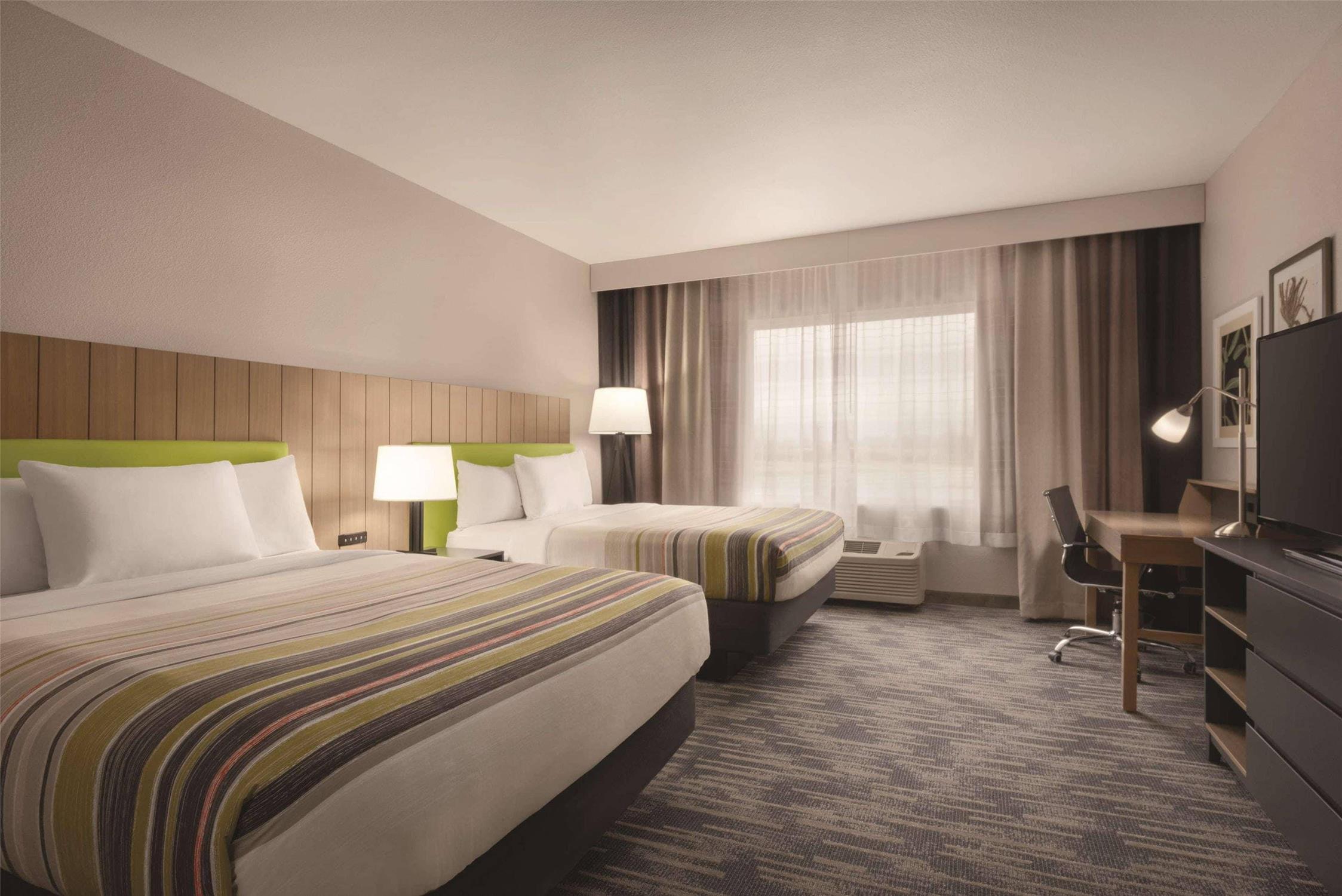 Country Inn Suites By Radisson Oklahoma City Bricktown Ok 4/22