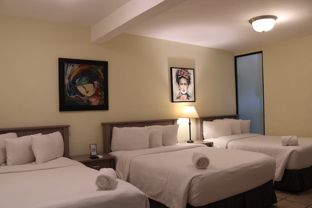 Morrison Hotel San Salvador 29/49