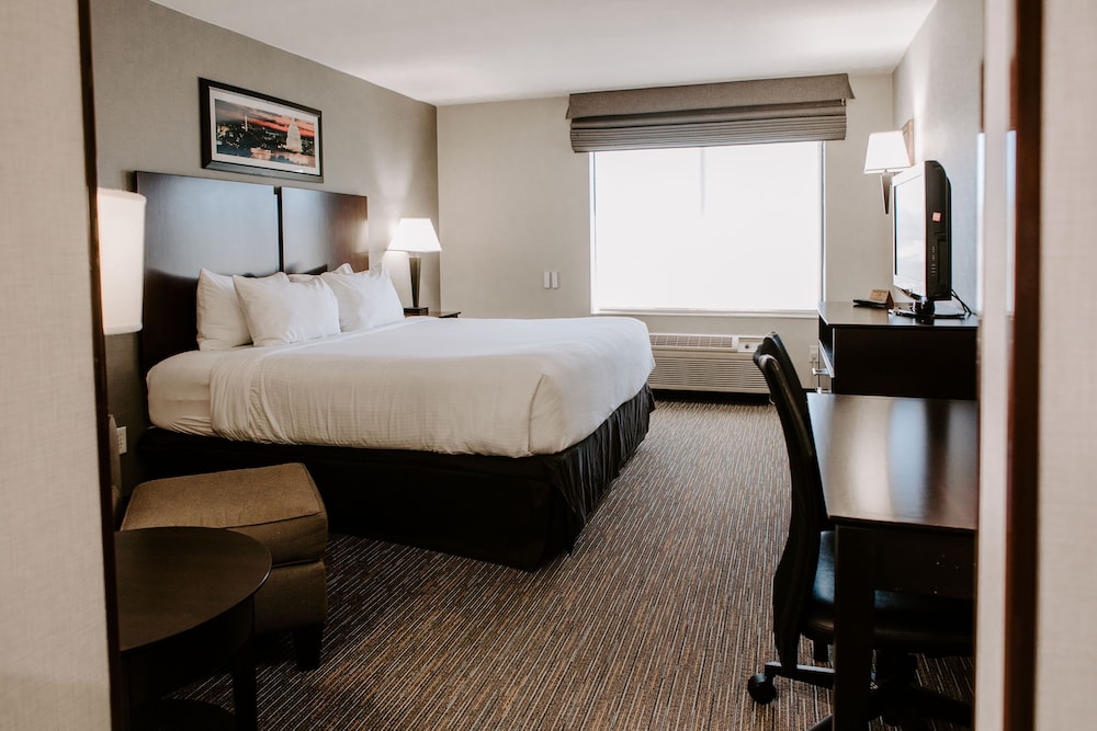 Wingate by Wyndham Chantilly / Dulles Airport 14/48