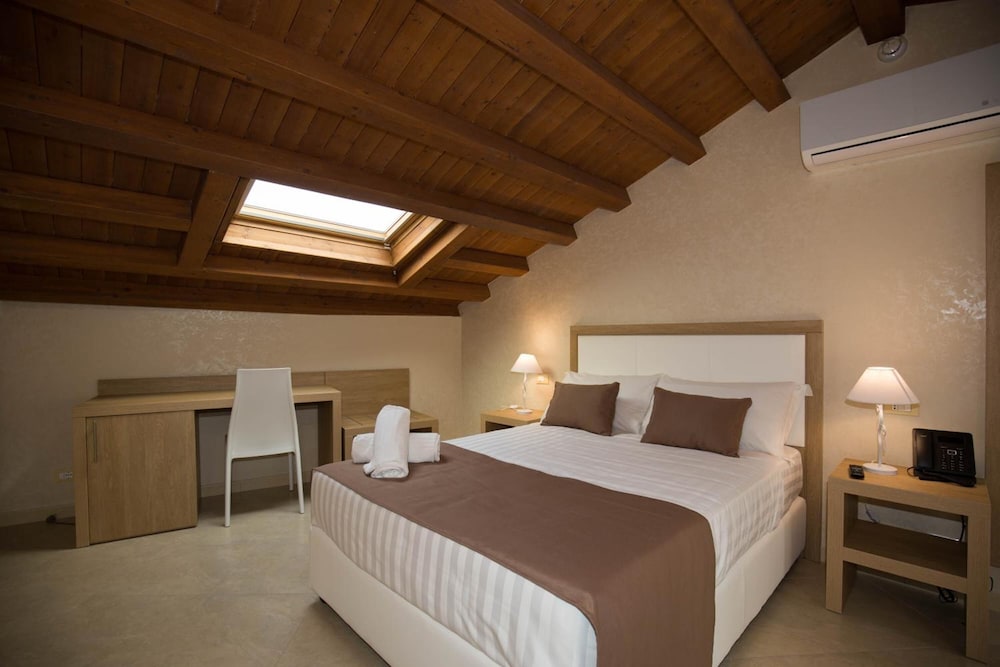 La Serenissima Hotel 13/44