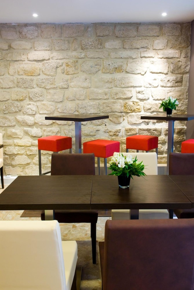 Timhotel Odessa Montparnasse 52/58