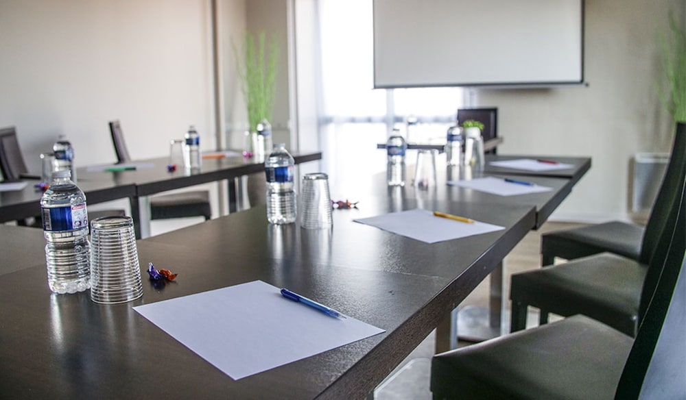 Hotel Inn Design Langres Resto Novo 31/37