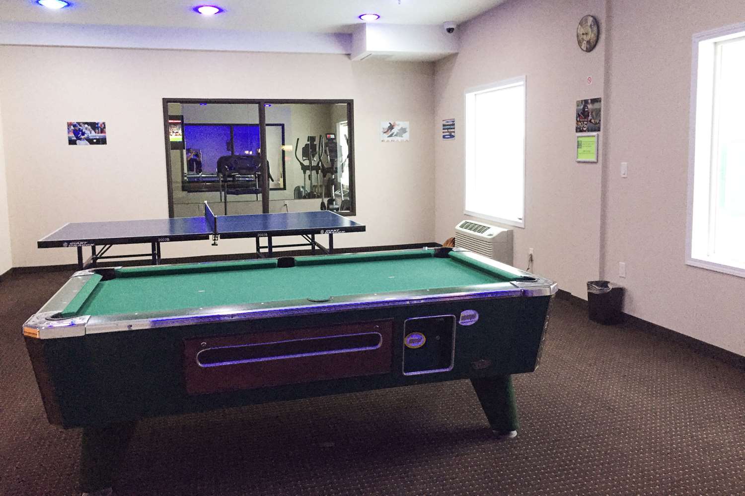 Comfort Inn & Suites Fox Creek 4/20