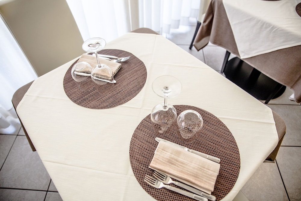 Allorologio Hotel 38/46