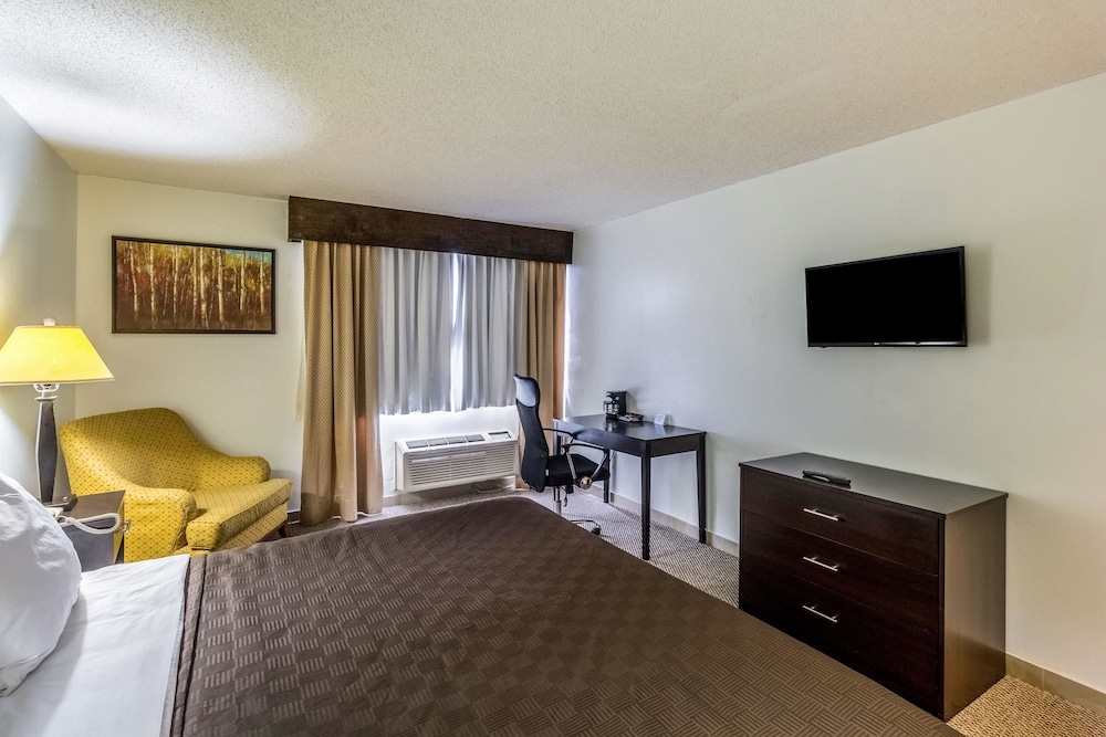 Clarion Inn Near McAllen Airport 29/44