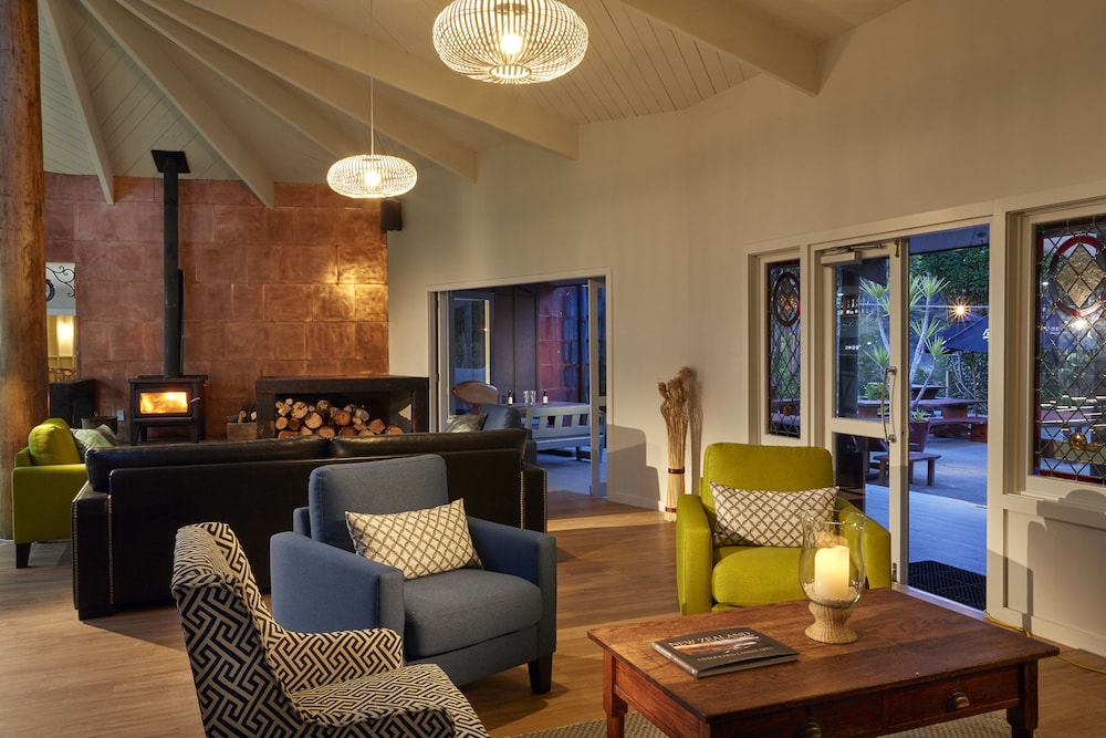 Awaroa Lodge 28/50