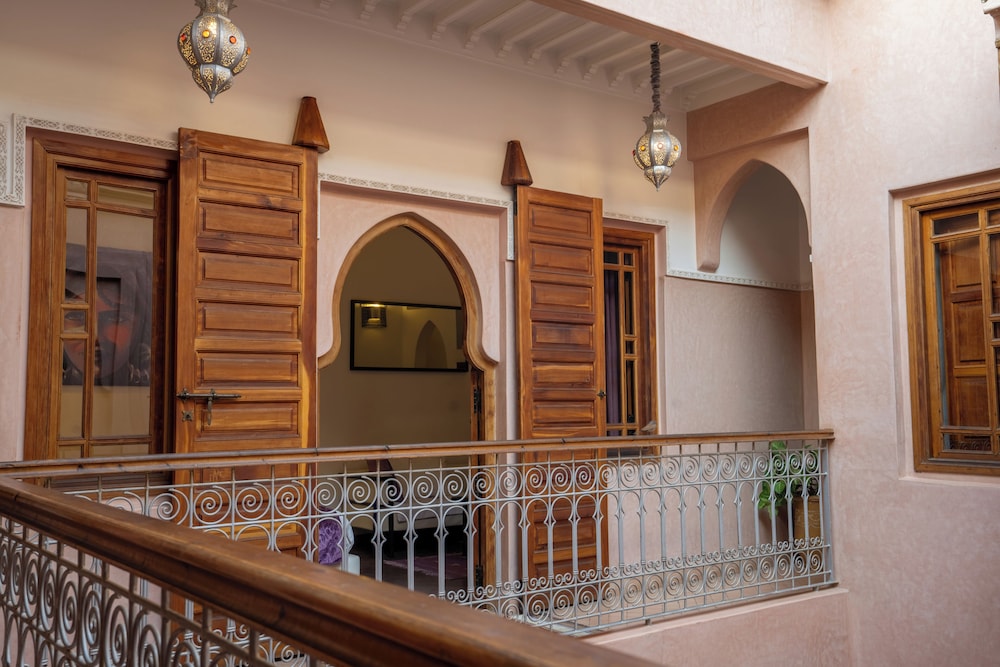 Riad Mazaya 19/50