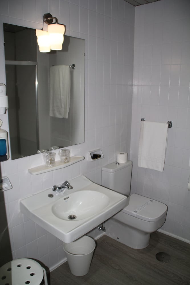 Marques de Santillana Hotel 59/60