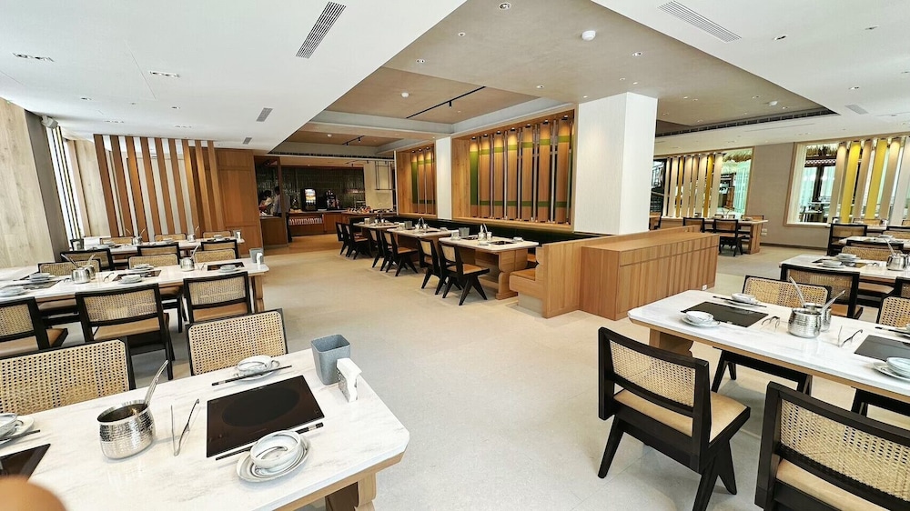 Hotel Royal Chihpen 55/70
