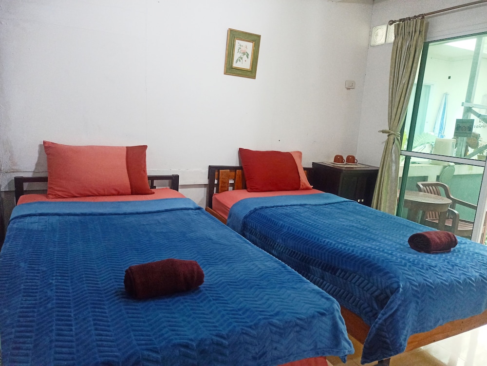 BASIC, DOUBLE OR TWIN BED