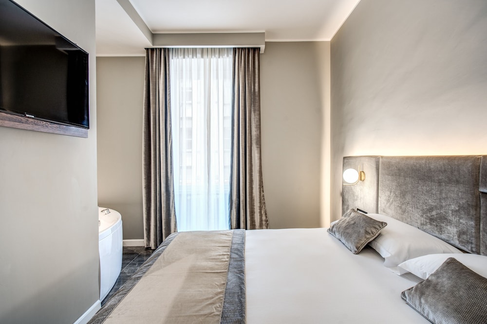 Apollo Boutique Hotel 34/72