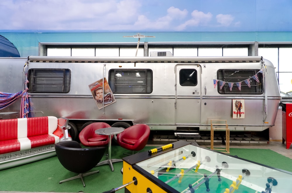 Basecamp Bonn 44/50