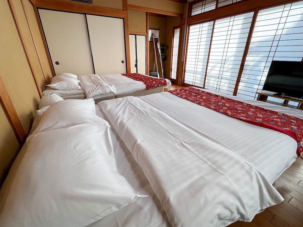 Hondori Inn 13/60