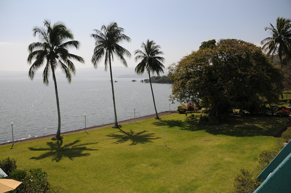 La Finca Resort Hotel And Spa 17/37