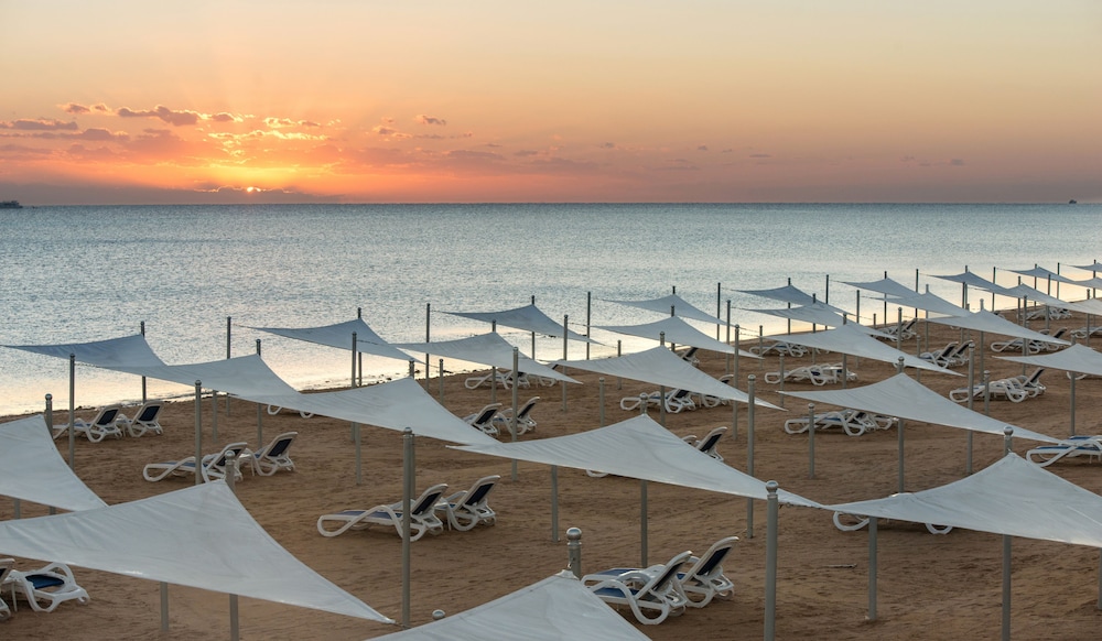 Gravity Hotel & Aqua Park Sahl Hasheesh 35/42
