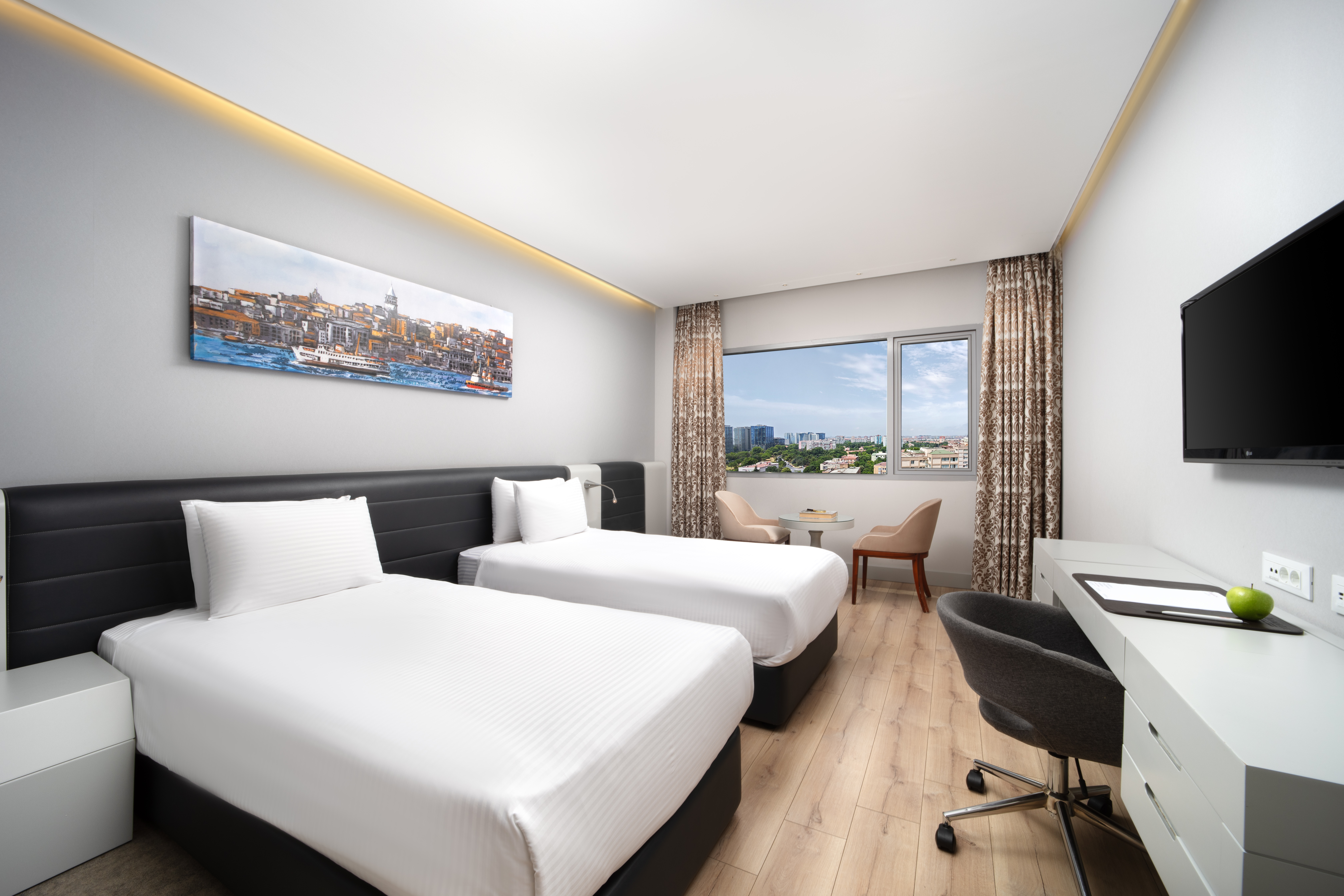 Room, Twin Beds, City View