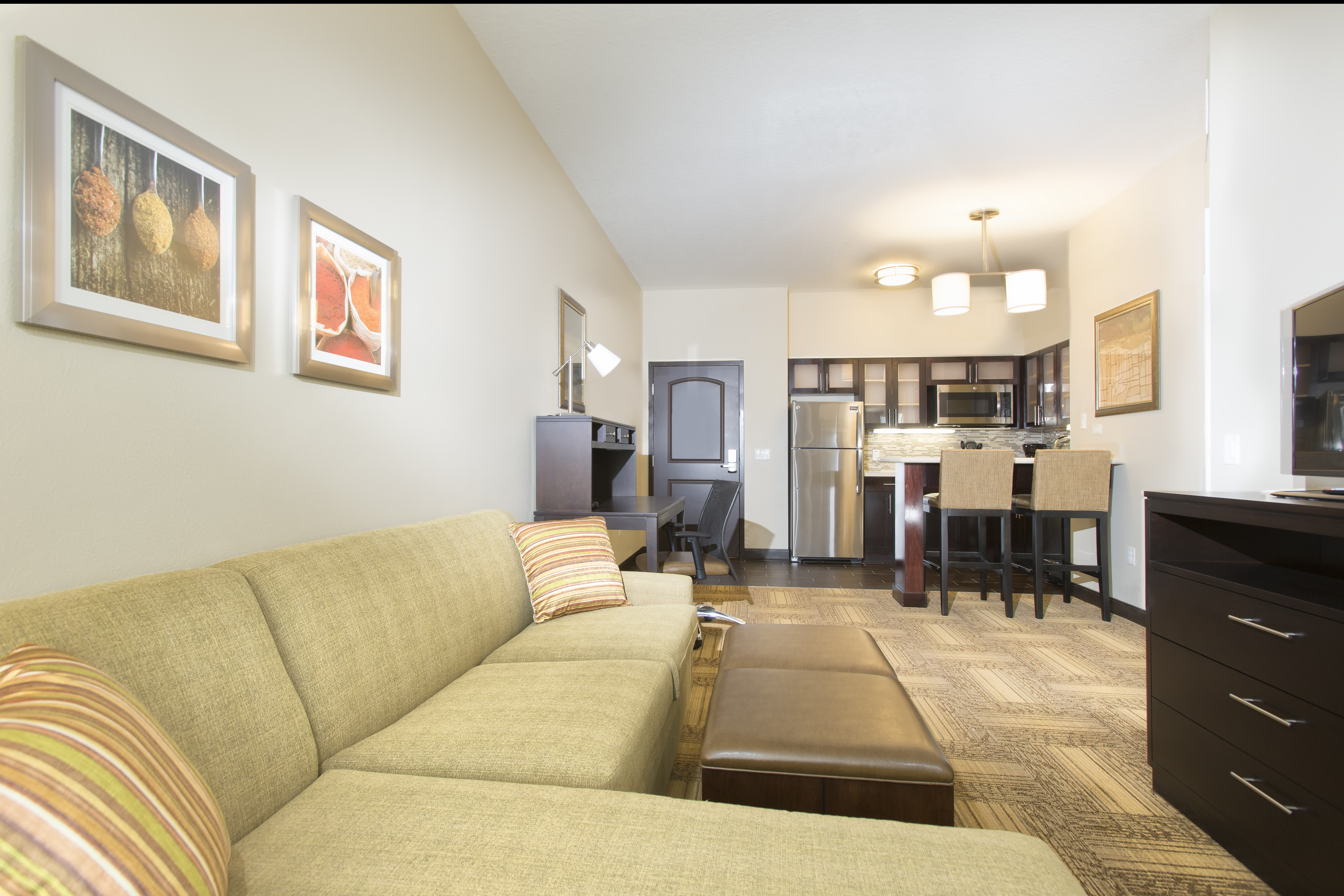 Staybridge Suites Orlando At Seaworld 20/50