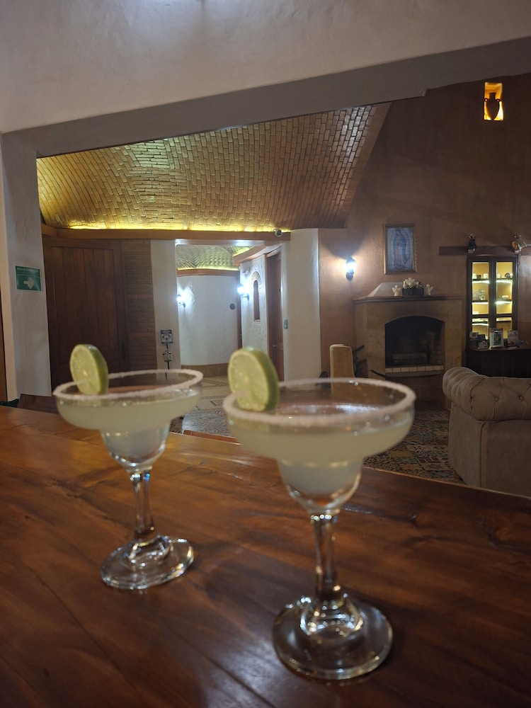 La Alhambra Hotel 17/50
