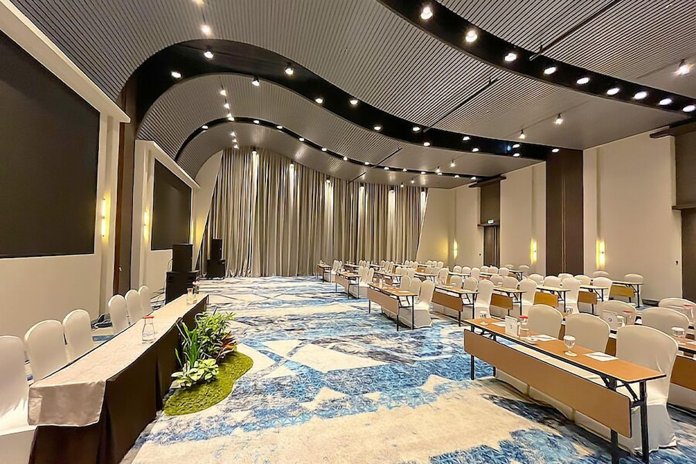 NOVOTEL BANDUNG 30/73