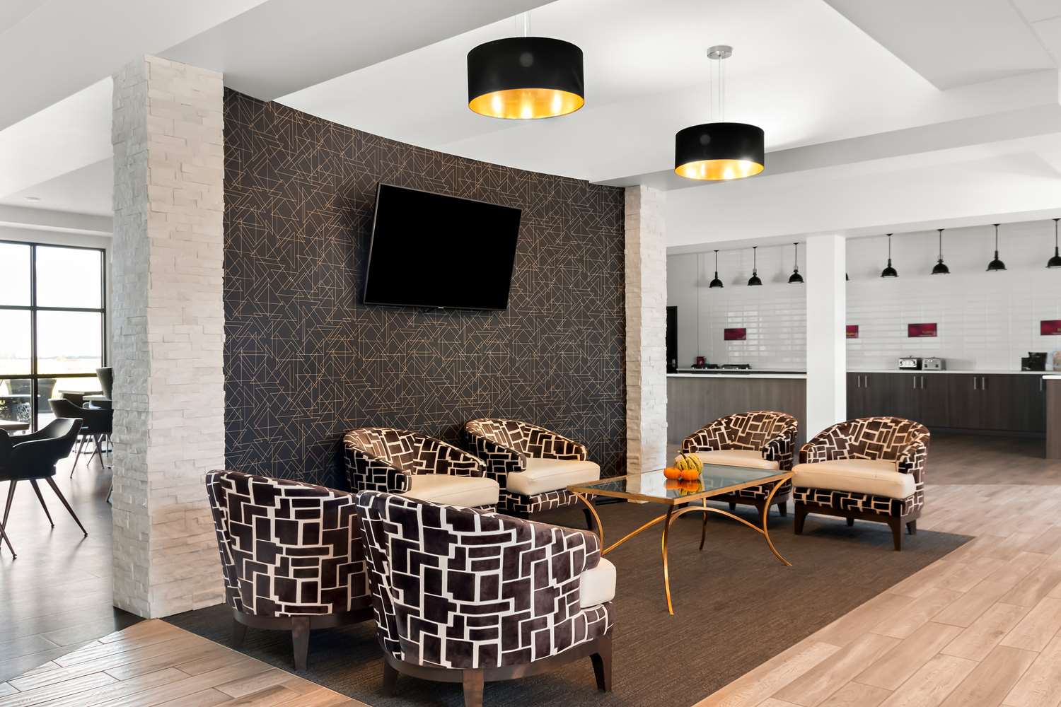 Best Western Plus Morden 12/15
