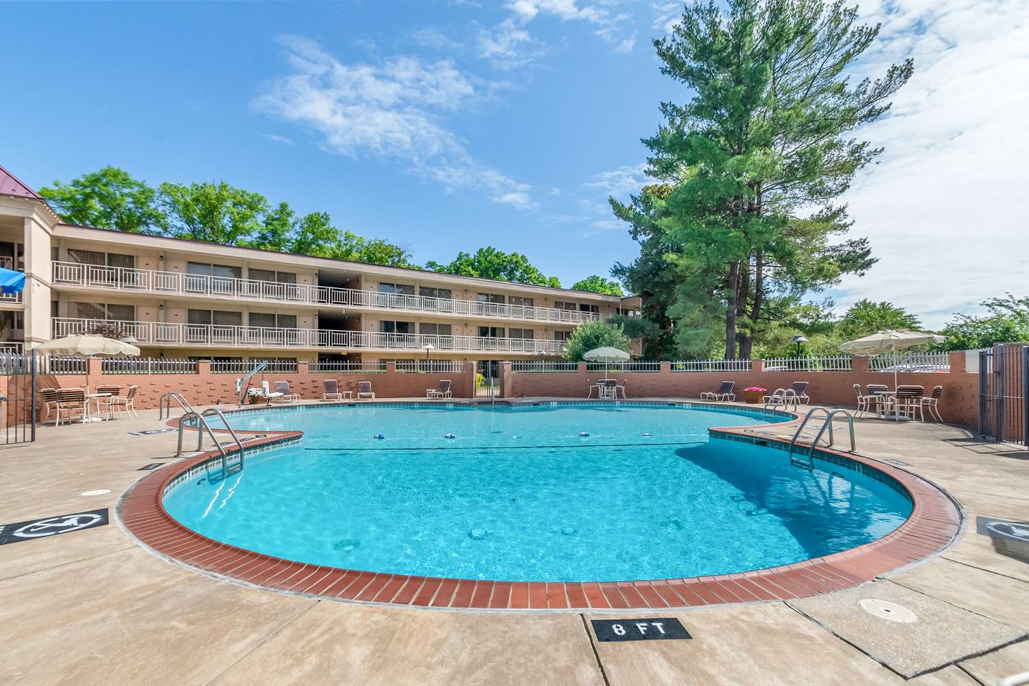 Best Western Fairfax 26/27