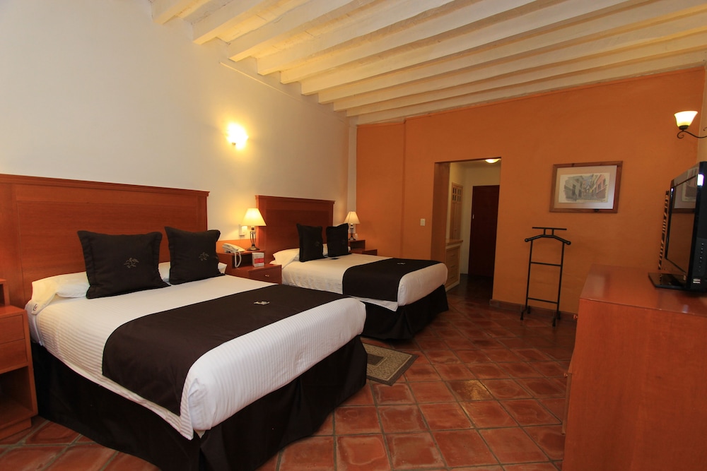 La Casona de Don Lucas 11/72