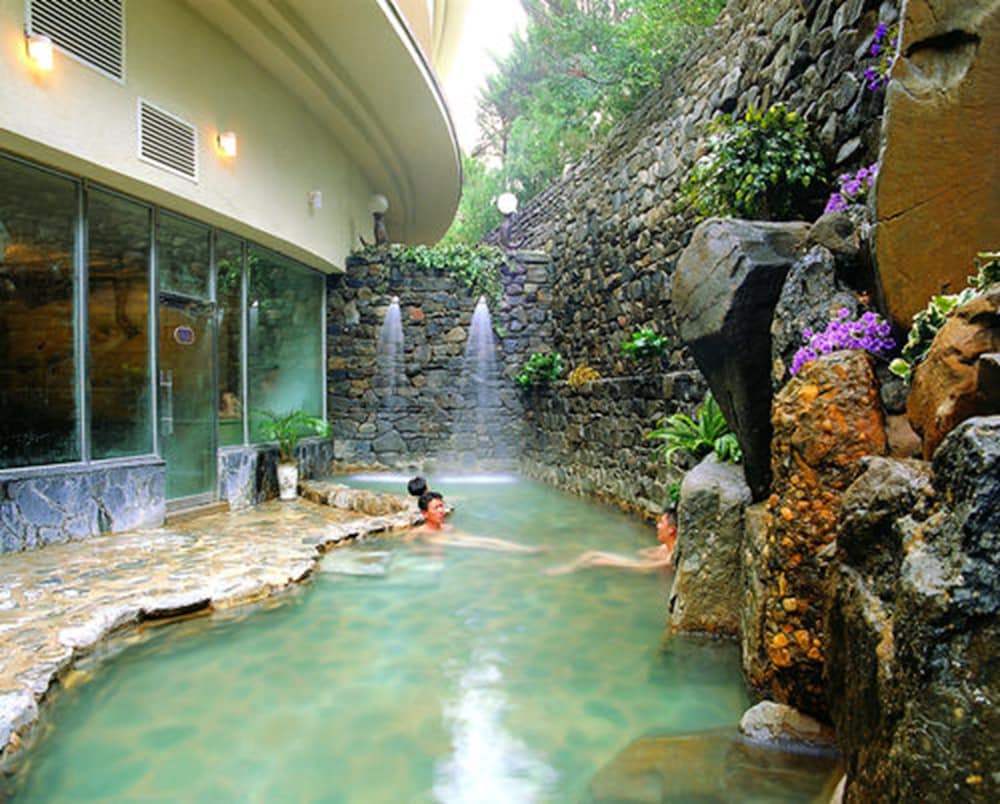 Onyang Hot Spring Hotel 20/42