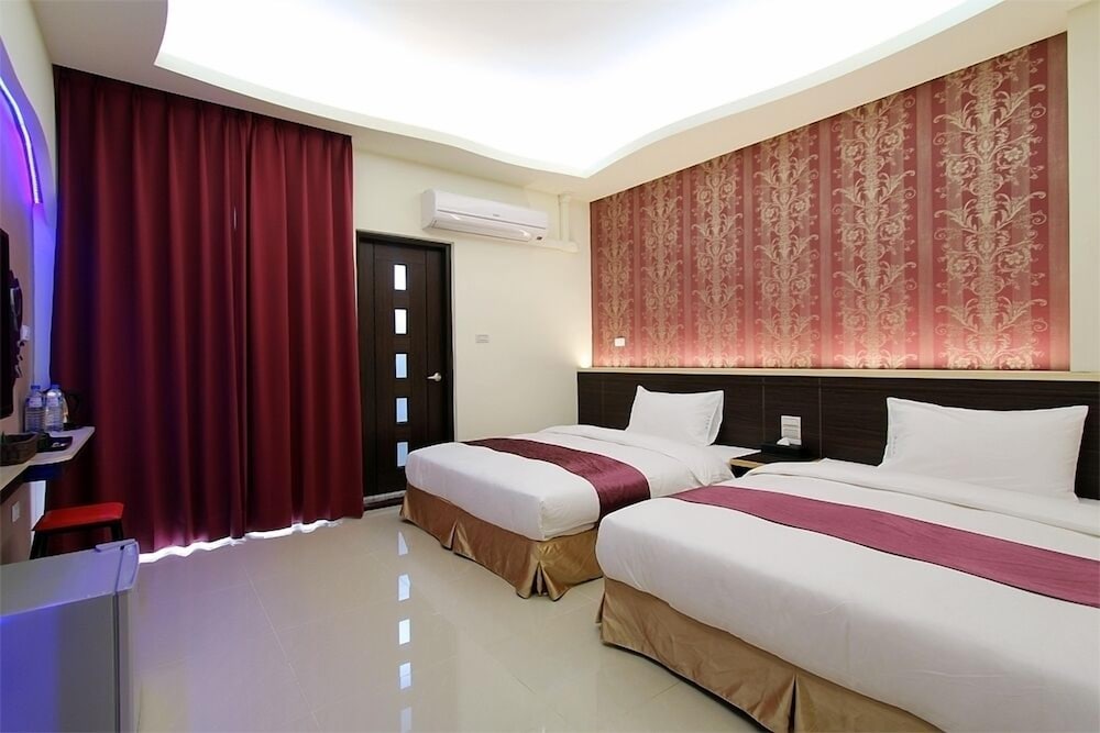 1 BEDROOM, PREMIER, TWIN BEDS