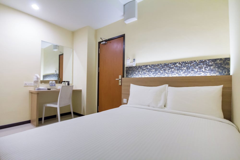 118 HOTEL MACALISTER 31/43