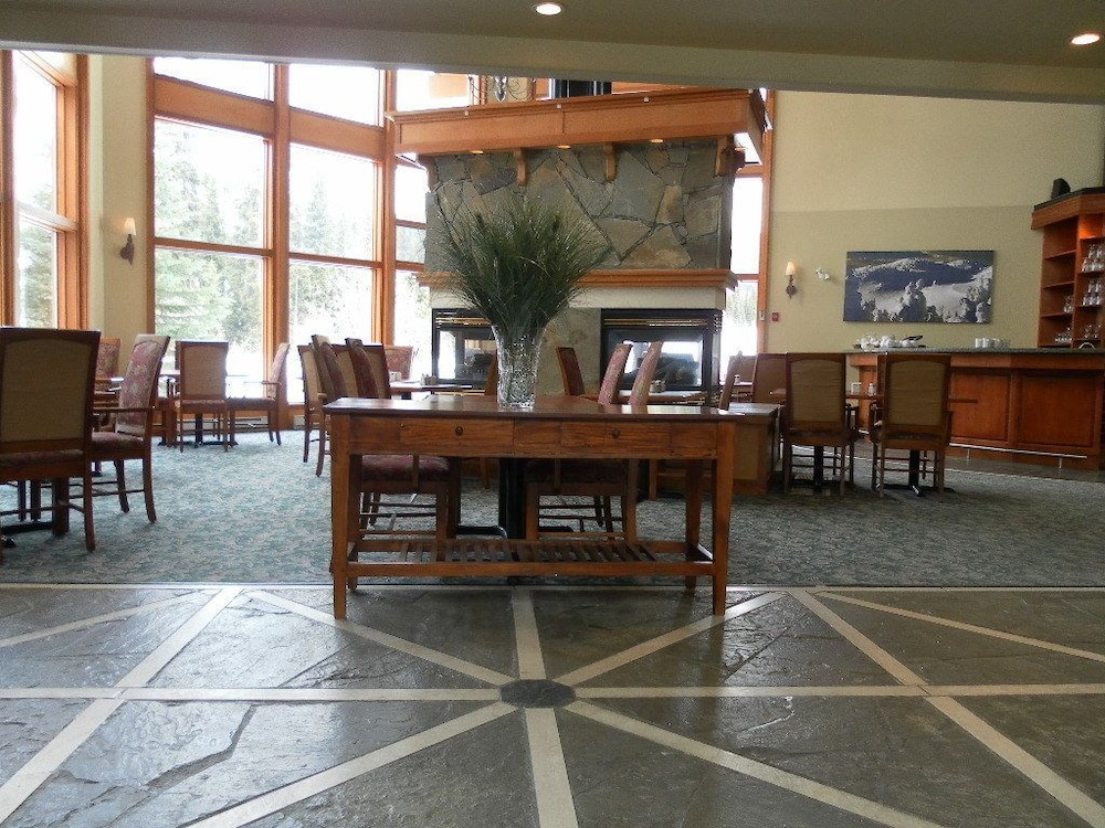 The Pinnacle Lodge 35/46