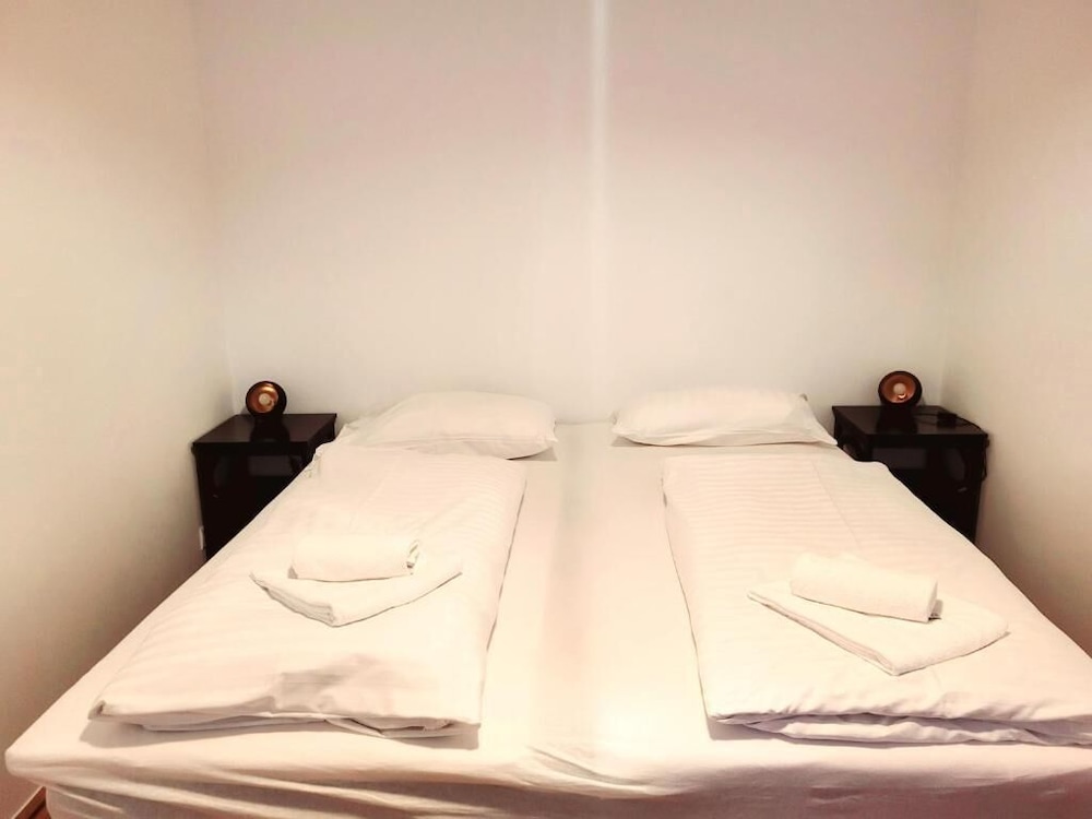 Real Living Apartments Vienna - Floridsdorfer 9/24