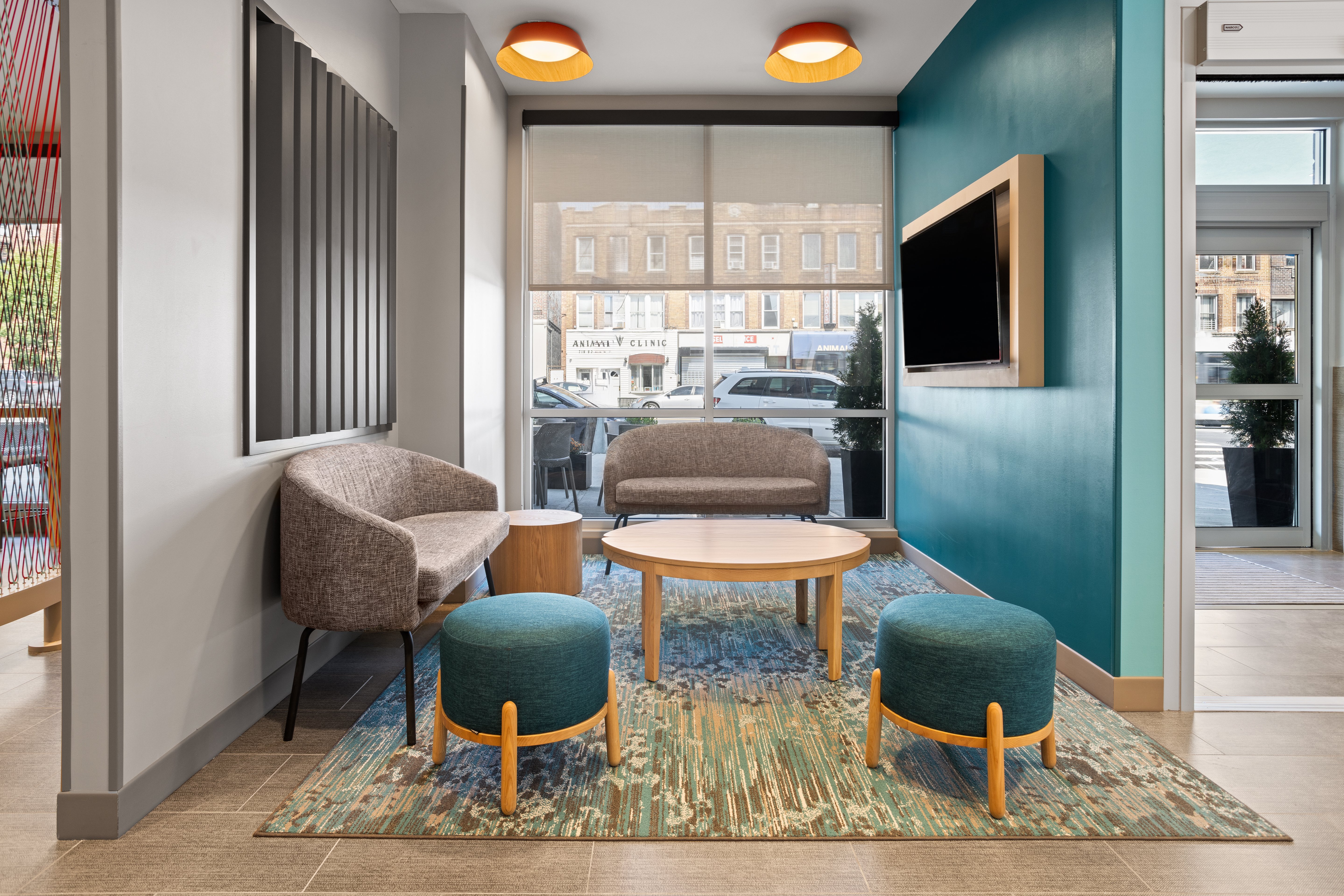 avid hotels - Brooklyn Dyker Heights an IHG Hotel 14/35