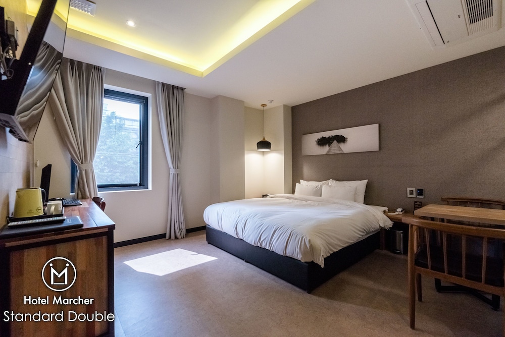 Hotel Marcher 20/76