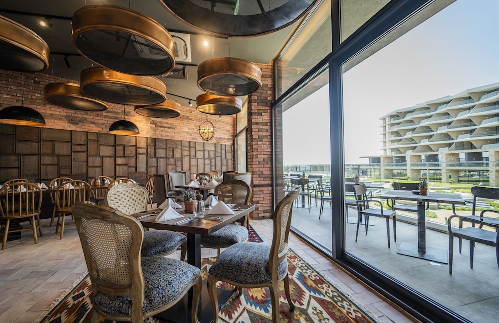 Wave Resort 54/70