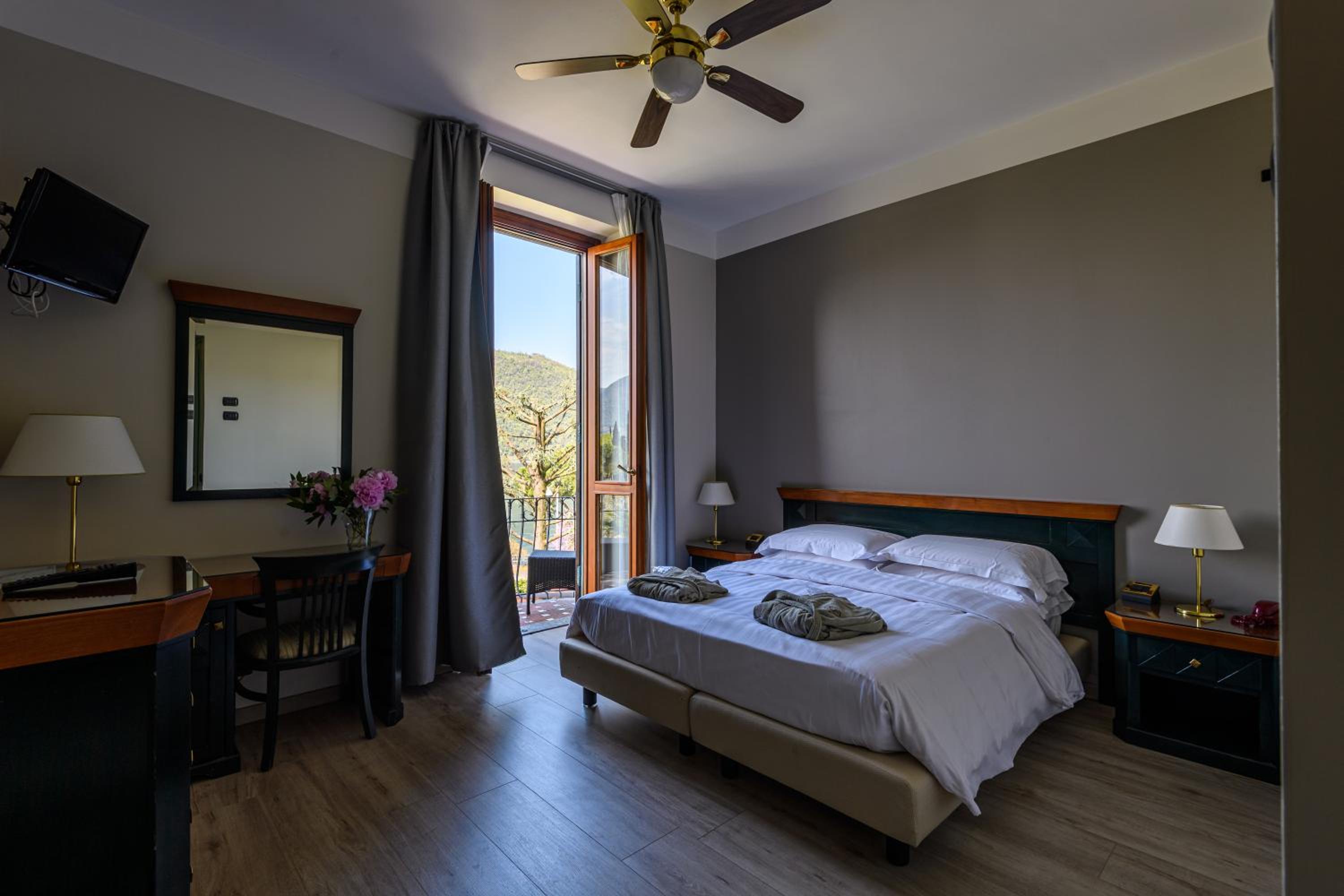 HOTEL VILLA KINZICA 15/53