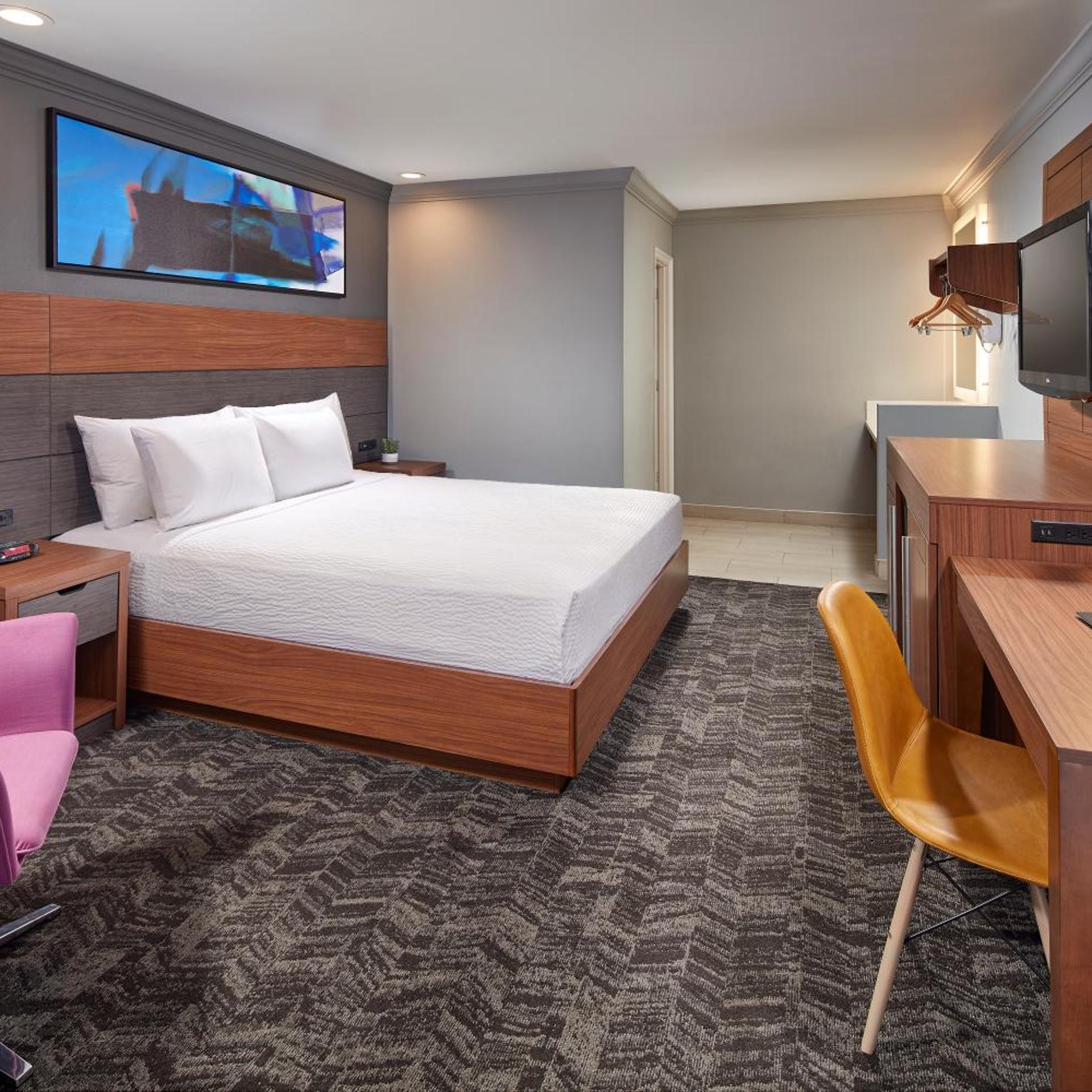 Room, King Bed, Accessible